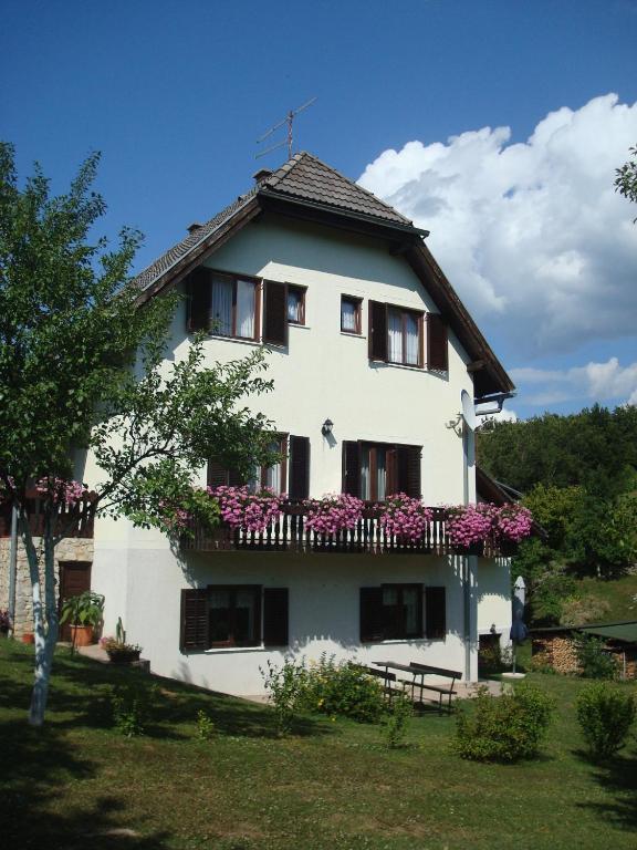 House Milan Hotel Rastovaca Exterior photo