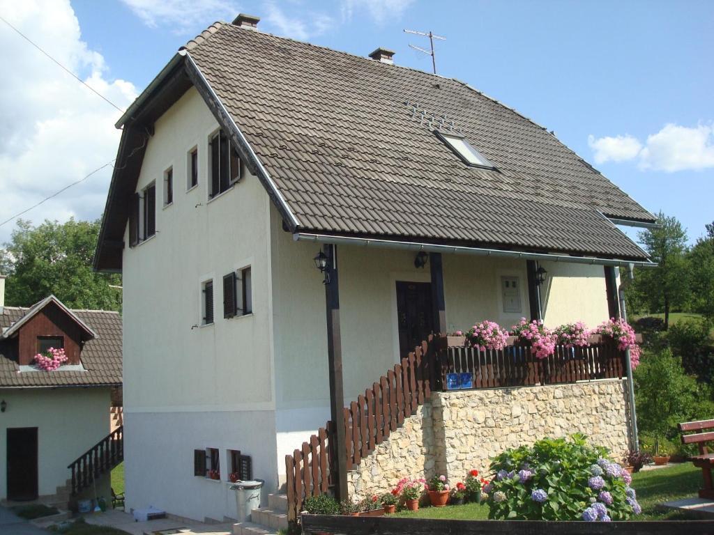 House Milan Hotel Rastovaca Exterior photo