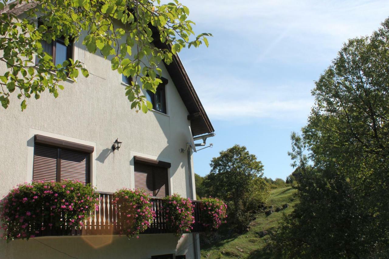 House Milan Hotel Rastovaca Exterior photo
